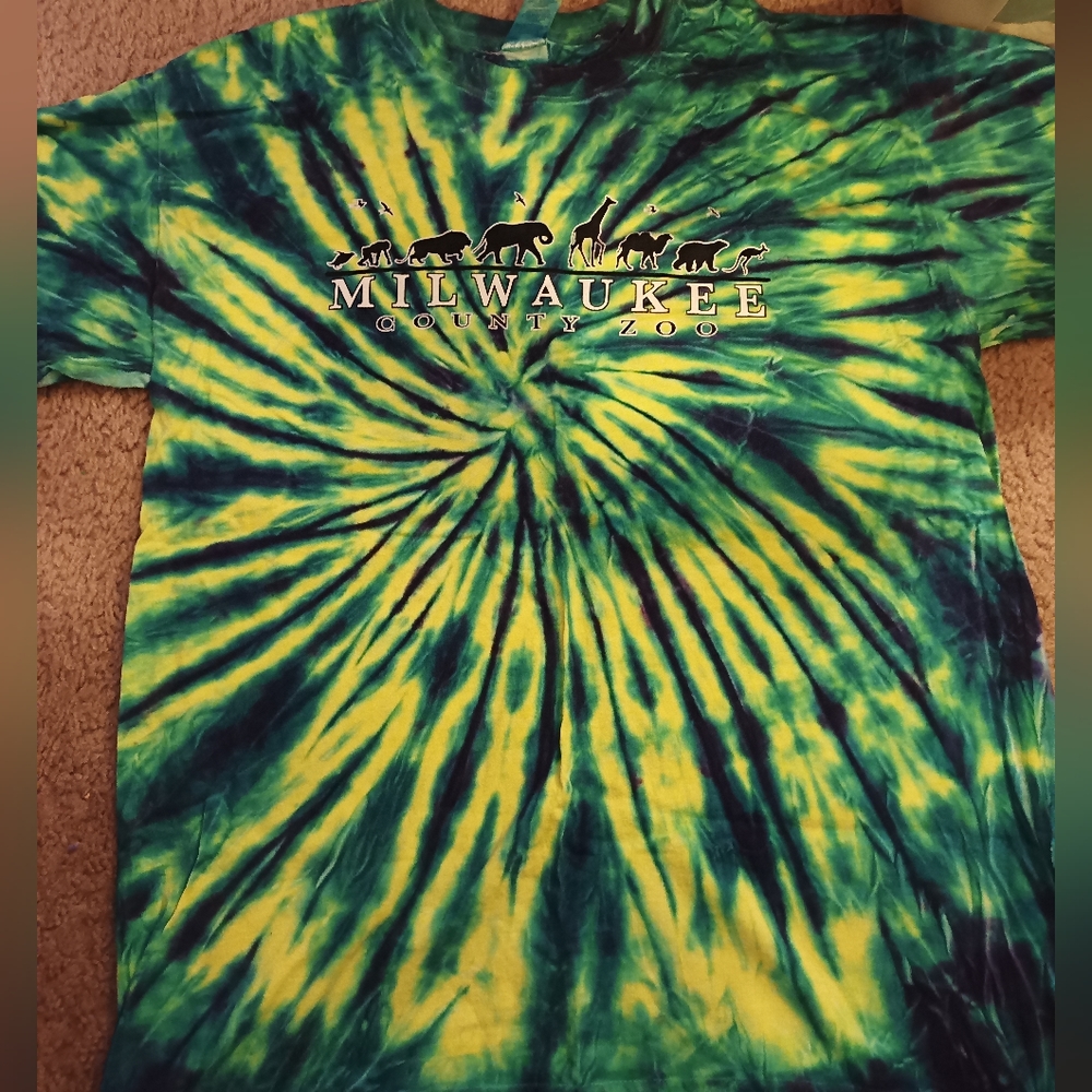 MKE Zoo T-shirt